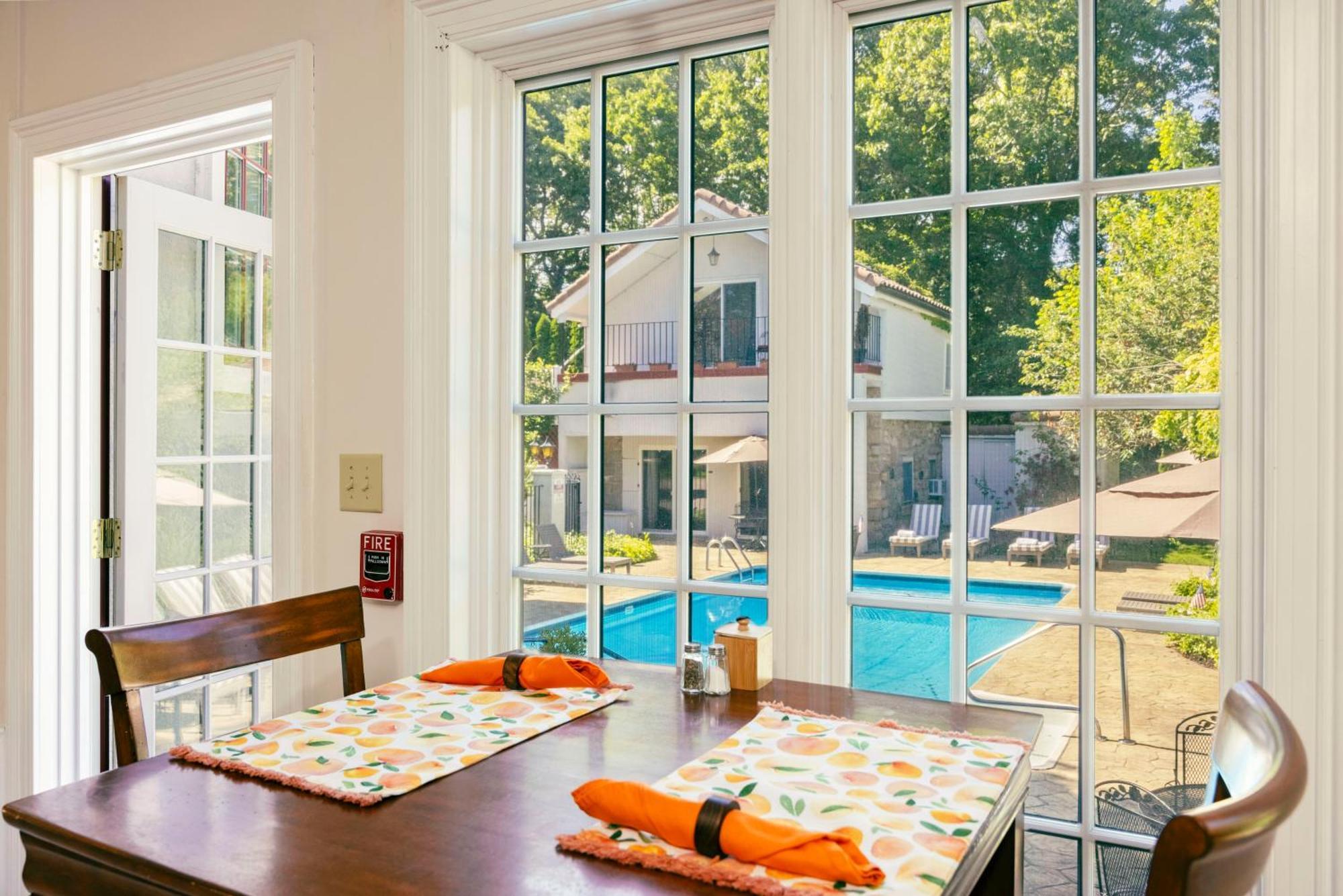 The Villa Bed And Breakfast Westerly Exterior foto
